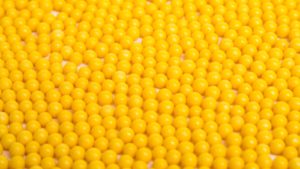 confetti-gialli